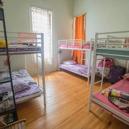 Lotus Garden Hostel Izmir