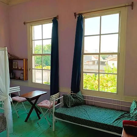 Lotus Garden Hostel Izmir