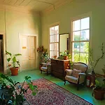 Hostel Lotus Garden